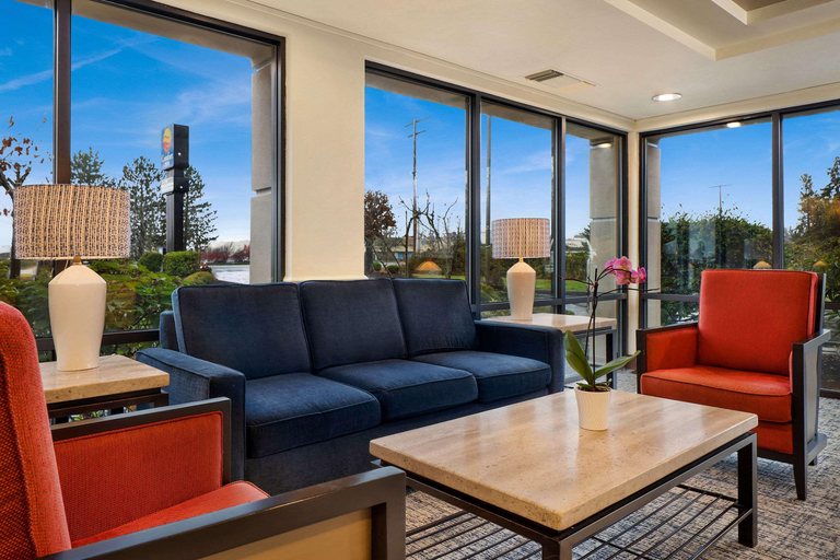 Public Area 2, Comfort Inn Bellingham, Whatcom