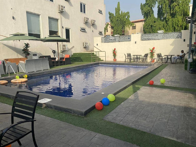 Sport & Beauty 5, Lit Suites, AbujaMun