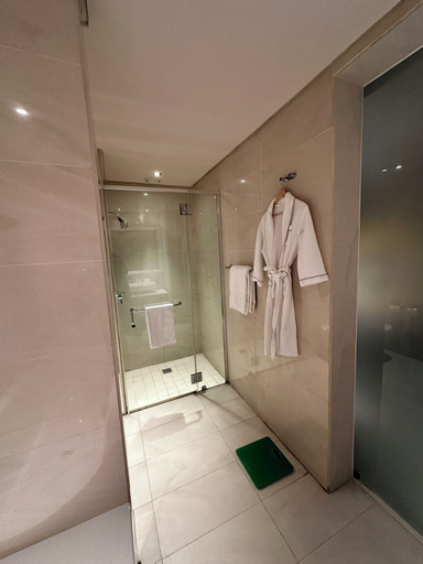 Bathroom 5, The Wheatbaker, Eti-Osa