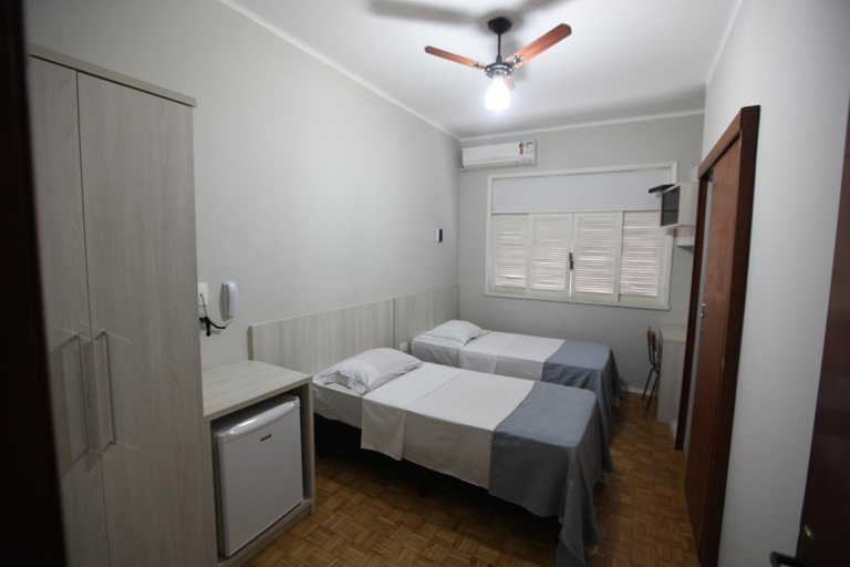 Bedroom 4, HOTEL ALVORADA, Leopoldina