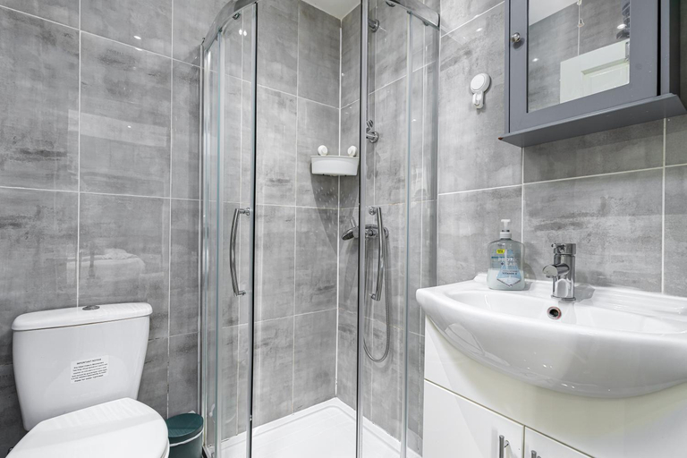 Bathroom 4, Camden Apartments, London