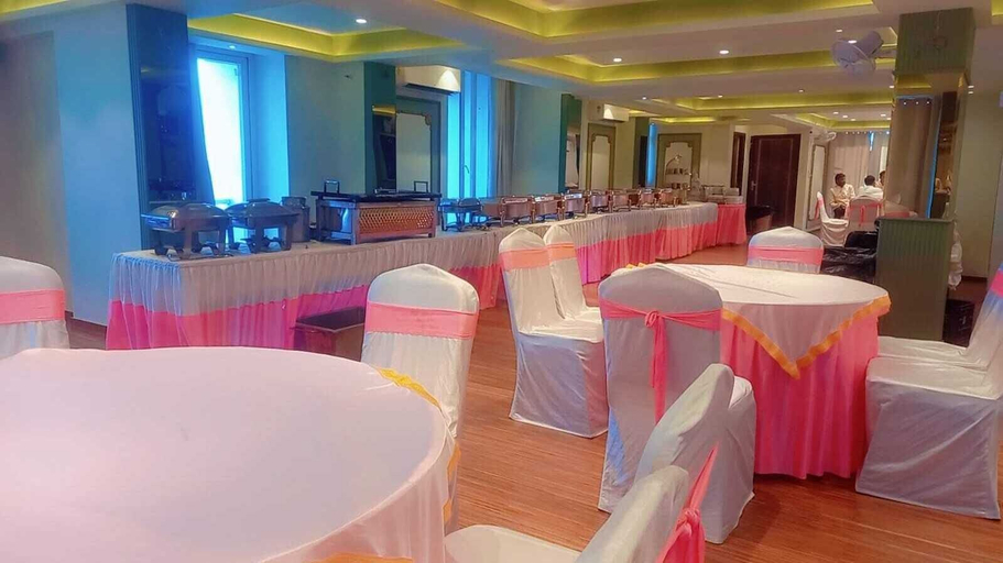 Food & Drinks 5, Hotel Nesta, Jaipur