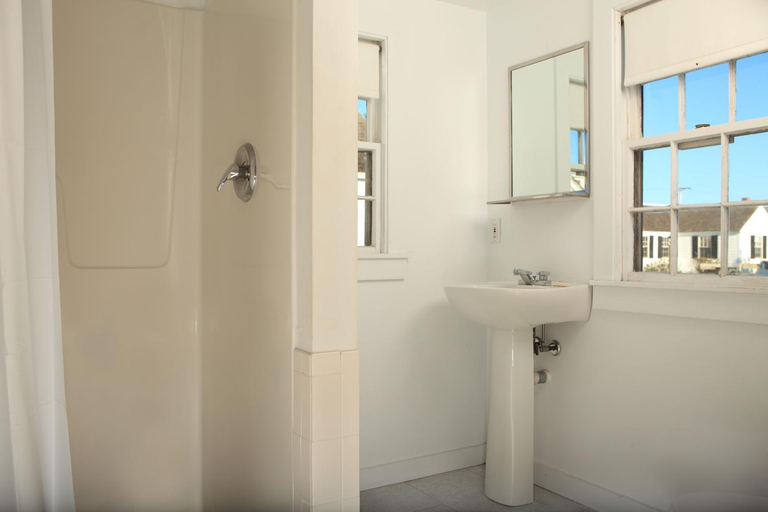 Bathroom, Kalmar Village & Tradewinds, Barnstable