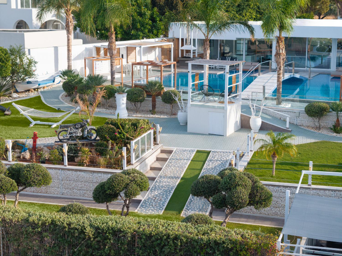 Garden 3, White Luxury Villa, Crete