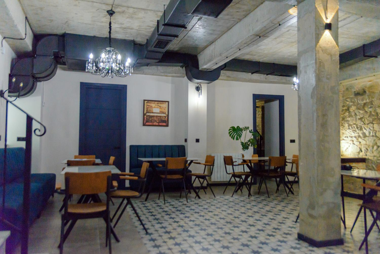 Food & Drinks 5, ARAKI Sololaki, Tbilisi