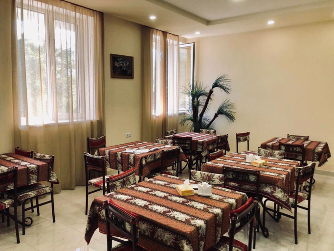 Business Facilities 5, Shamb Hotel