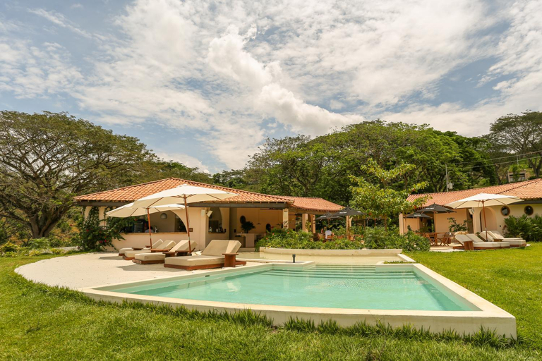Sport & Beauty 2, Hotel Tahiti, Fredonia
