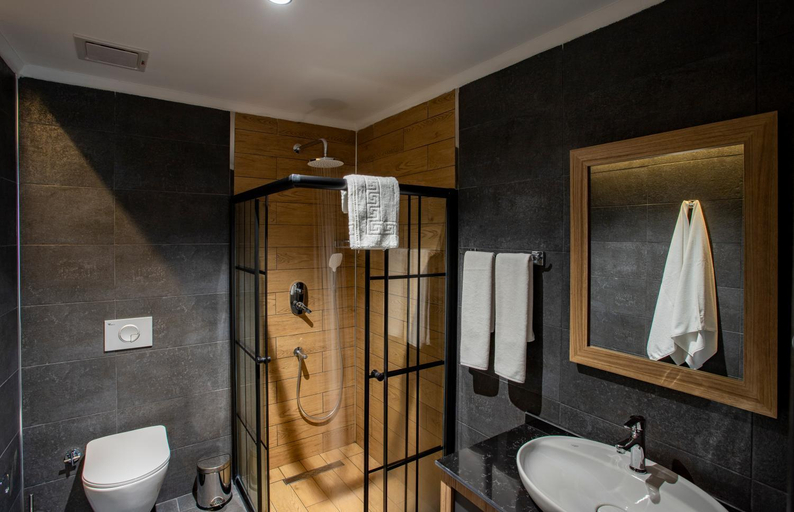 Bathroom 2, Gursoy Hotel, Merkez