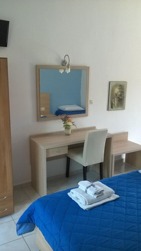 Bedroom 2, Asteri Studios, Thessaly