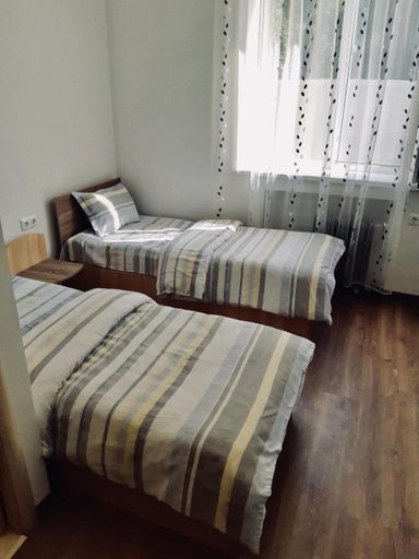 Bedroom 2, Shamb Hotel