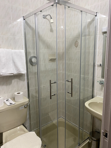 Bathroom 3, Brene Hotel, Blackpool