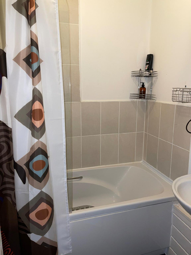 Bathroom, Crescent 1 bed Apartment, London