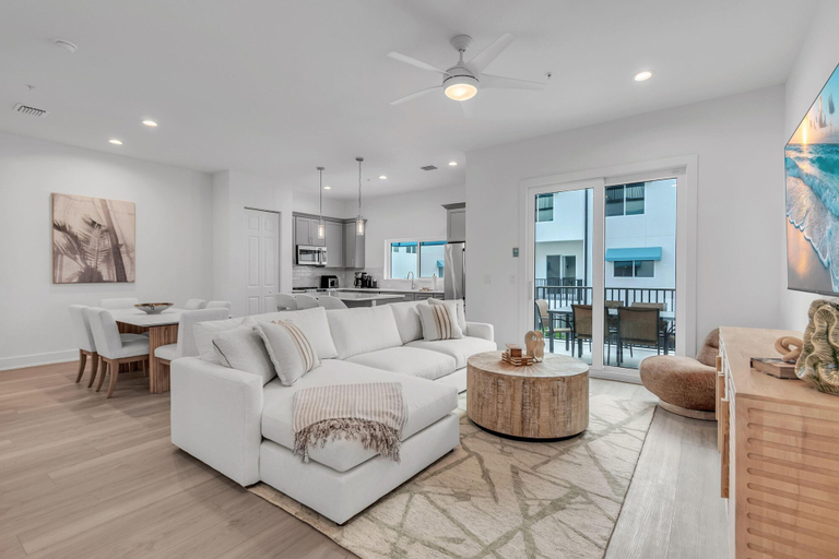 Others 2, Azul Townhomes A3 and A4 - Sunrise/sunset, Pinellas