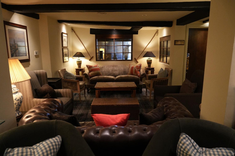Others 4, Hotel Manor - Datchet, Windsor, Slough