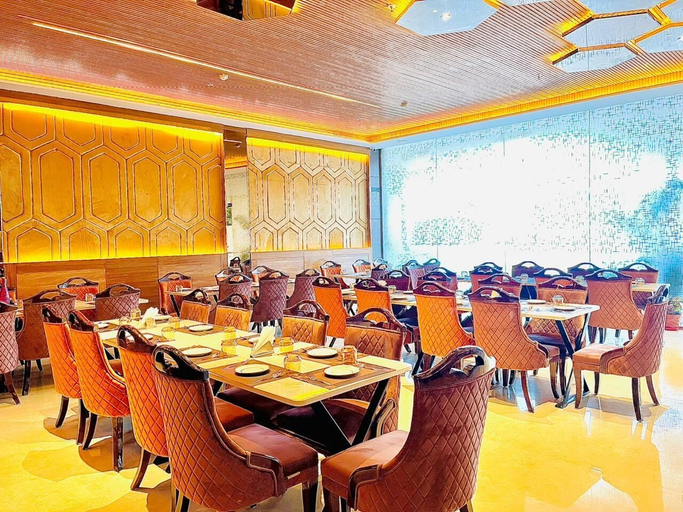 Food & Drinks 3, EKAS BY TOBO HOTELS, Lucknow