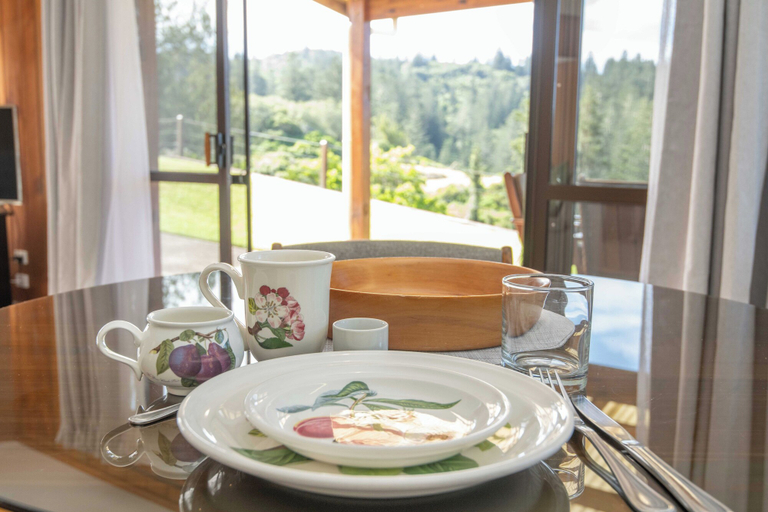 Food & Drinks 5, Whispering Pines, Norfolk Island