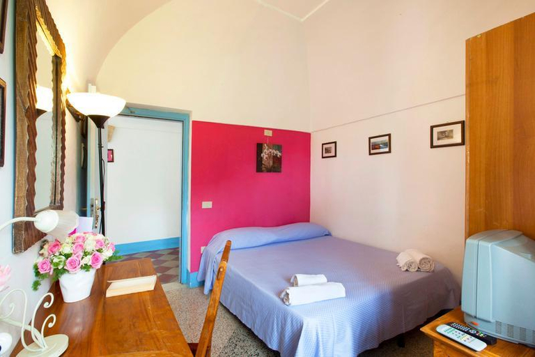 Bedroom 5, Purple Sorrento, Napoli
