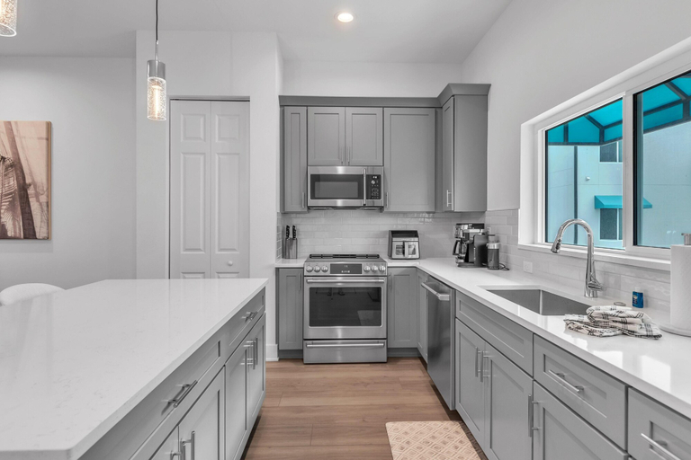 Others 5, Azul Townhomes A3 and A4 - Sunrise/sunset, Pinellas