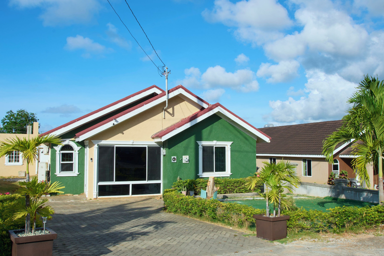 Exterior & Views 2, DeJee Lodging