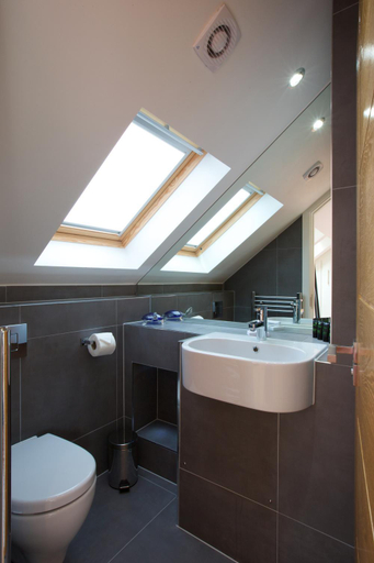 Bathroom 3, Miles Place by Viridian Apartments, London