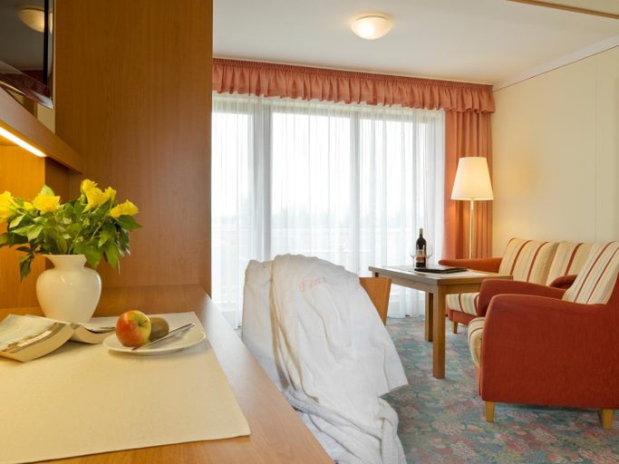 Bedroom 3, Hotel Pension Fent, Passau