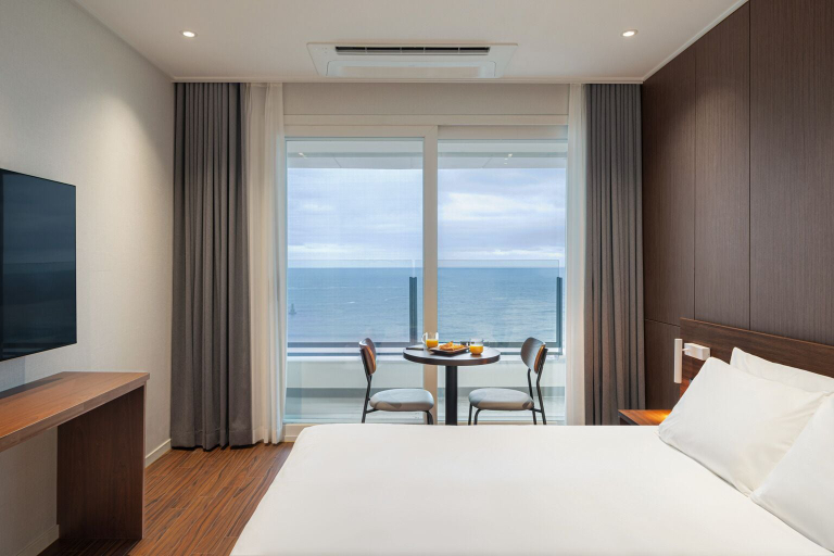 Bedroom 3, Le Collective SokchoBeach, Sokcho