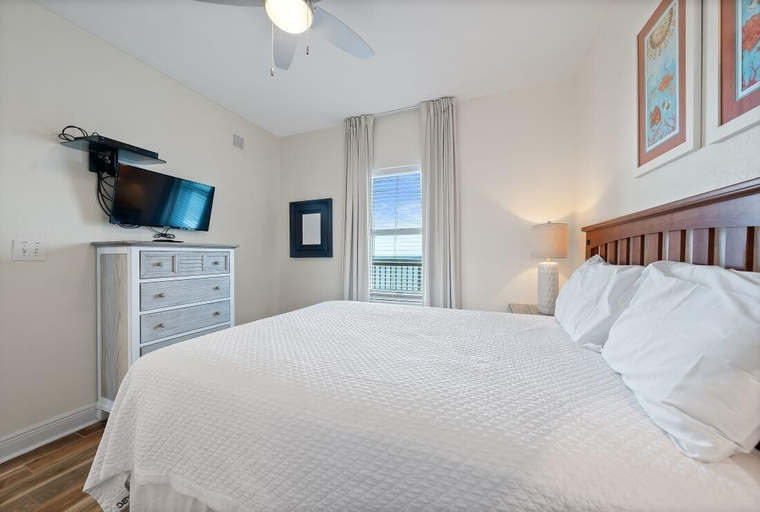 Bedroom 4, Crystal Tower 1507, Baldwin