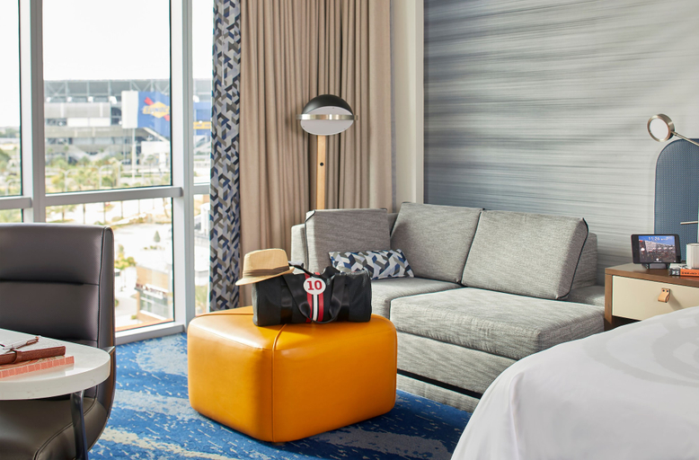 Bedroom 3, The Daytona, Autograph Collection, Volusia