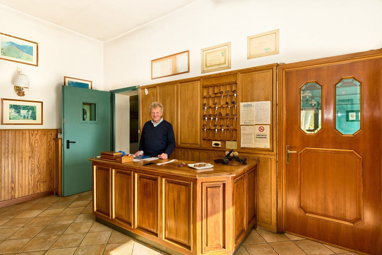 Others 1, albergo capannette di pei, Piacenza