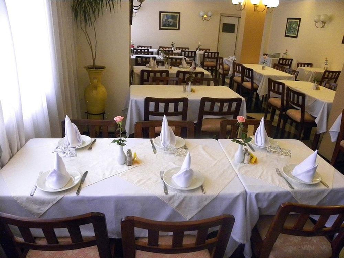 Food & Drinks, Hotel Aferni, Agadir-Ida ou Tanane
