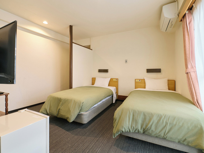 Bedroom 8