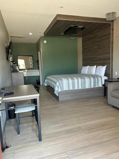 Bedroom 2, Express Inn - Richey, Houston