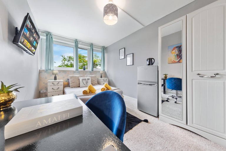 Bedroom 2, The Bermondsey Guesthouse, London
