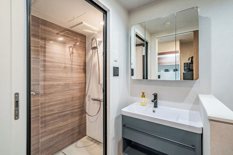 Bathroom 3, Apartment Hotel 11 Nippombashi, Osaka