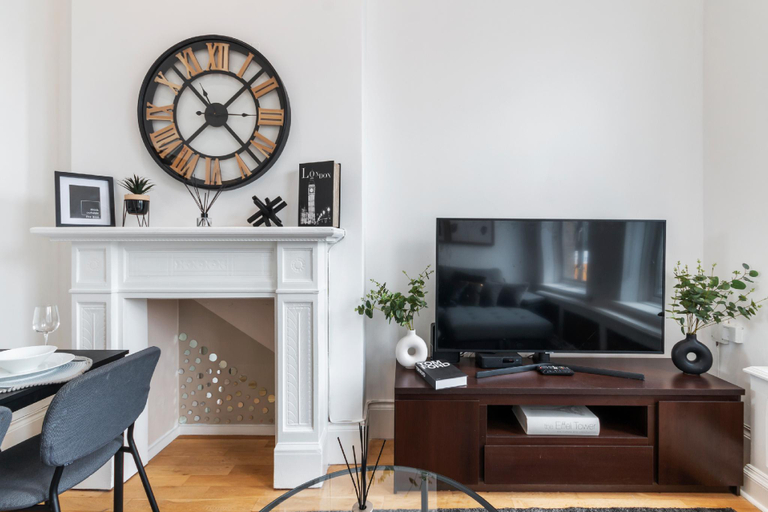 5, Acton Central apartment, London