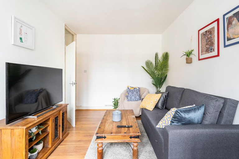 Others 5, Cozy Apt in Central London, London