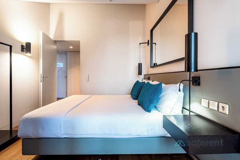 Bedroom 3, Gary01 Exclusive Top Floor 2BD by the Timeout Market, Lisbon