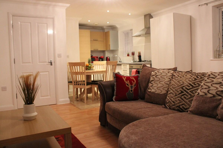 Others 3, Eldridge Court Apartment - 1 bedroom, London