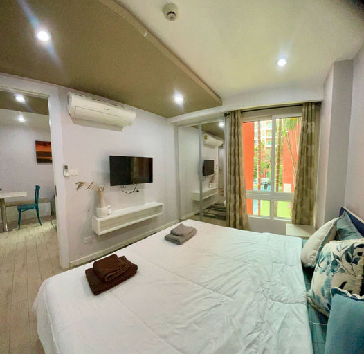 Others 4, Breeze GSR - Seven Seas, Pattaya