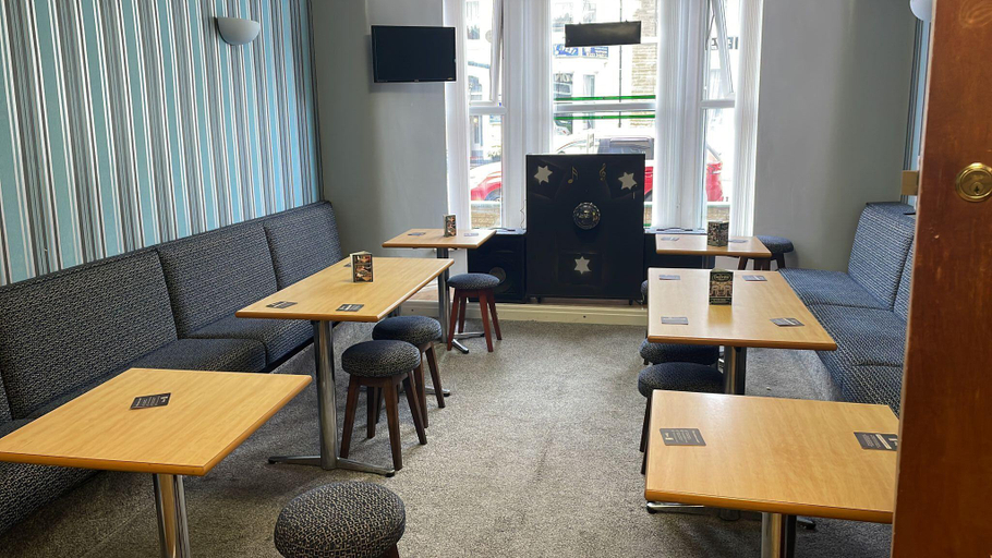 Food & Drinks 3, The Denville Hotel, Blackpool