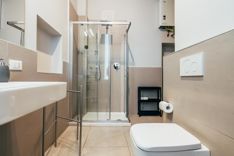 Bathroom 3, BOLOGNA SUITES - PRIVATE BATHROOM, Bologna