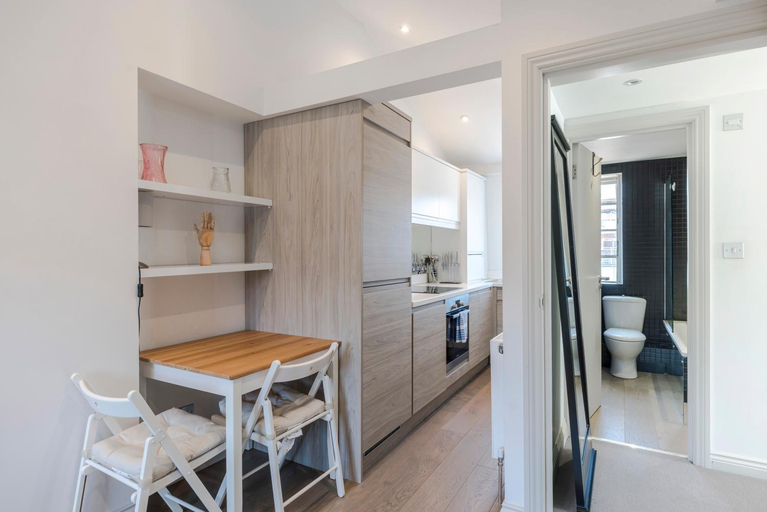 Others 4, Marylebone Gloucester Place by Viridian apartments, London