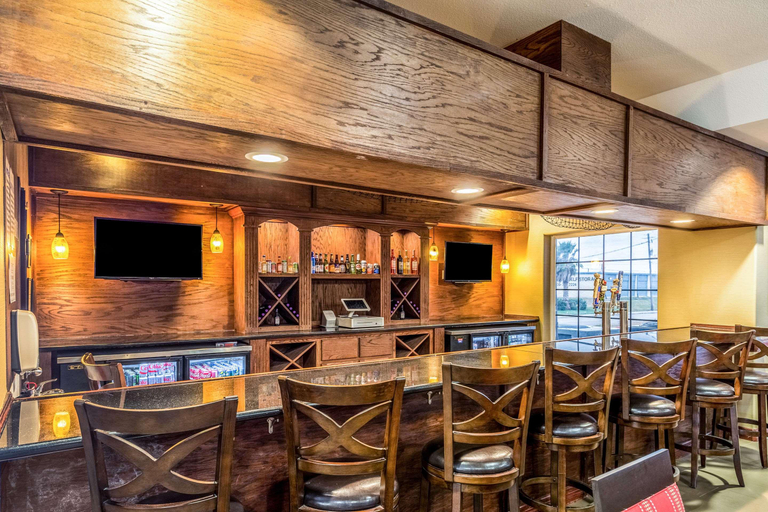 Food & Drinks 5, Comfort Suites Galveston, Galveston