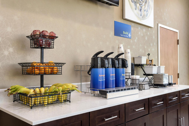 Food & Drinks 5, Best Western Inn & Suites - Monroe, Union