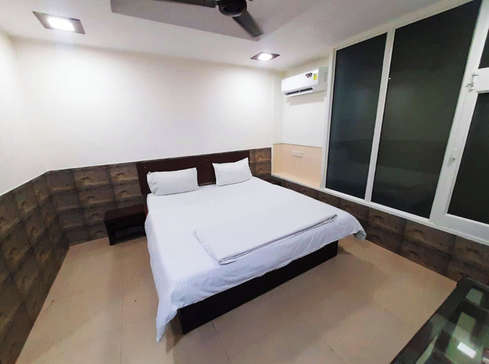 Bedroom 4, Hotel Heavens Guest House Haridwar, Hardwar