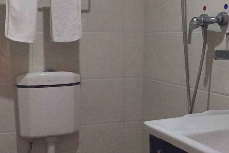 Bathroom 3, Jiazhou Hotel (Chongqing Yiyuan), Chongqing