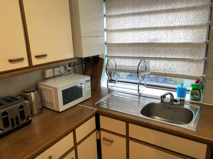 Others 5, London Stockwell Station Apartment, London