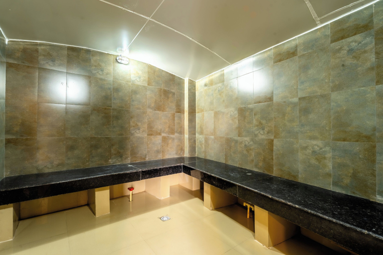 Bathroom 4, Aagantuk Resort, Bagmati