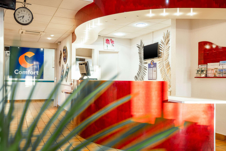 Public Area 3, Comfort Hotel Montlucon, Allier