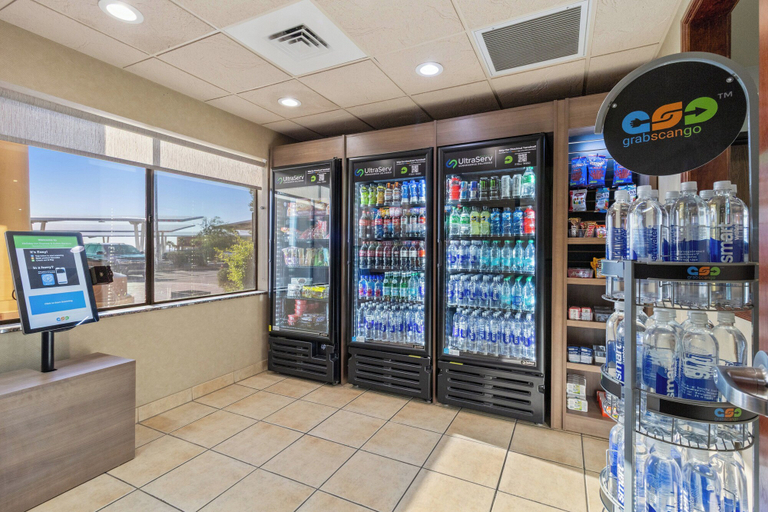 Food & Drinks 5, Holiday Inn Express & Suites Barstow - Route 66 by IHG, San Bernardino